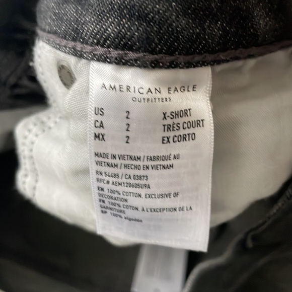 American Eagle Highest Rise 90s Boyfriend Jeans - Picture 5 of 10